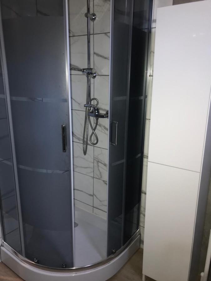 Dubai Marina De Lux Apartman Bytom Kültér fotó